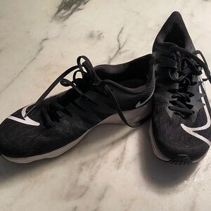 Nike Women's Zoom Rival Fly Running Shoe (7, Black/White/Vast Grey)